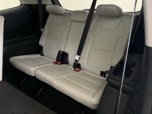 Used 2022 Kia Telluride EX AWD/4WD image 25