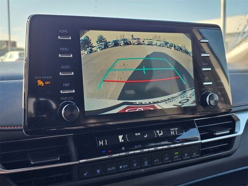 Used 2024 Toyota Sienna XSE image 25