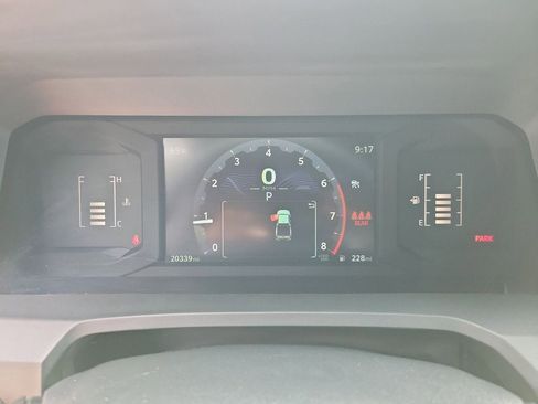 Used 2025 Toyota Tacoma SR AWD/4WD image 21