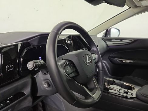 Used 2025 Lexus NX 350h AWD w/ Premium Package image 16