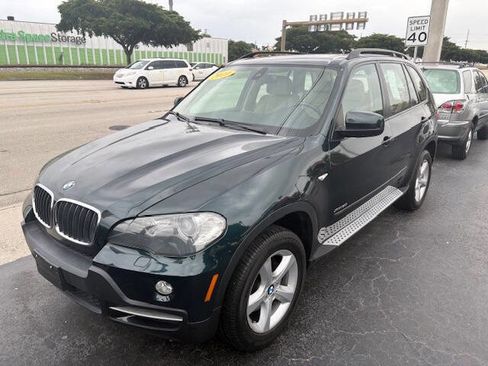Used 2010 BMW X5 xDrive30i image 1