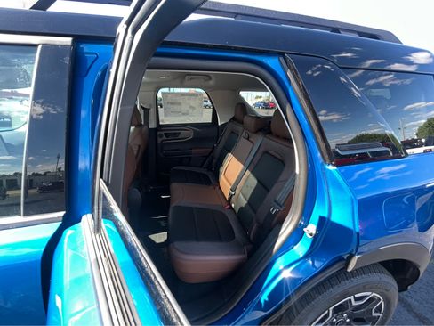 New 2026 Ford Bronco Sport Outer Banks w/ Outer Banks Tech Package+ AWD/4WD image 12
