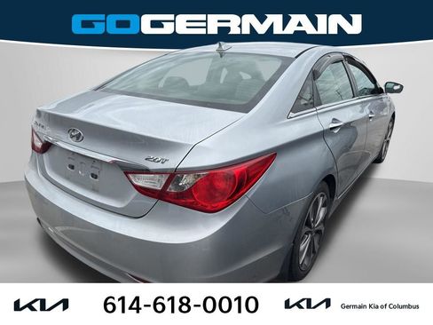Used 2013 Hyundai Sonata SE w/ Navigation & Sunroof Pkg FWD image 5