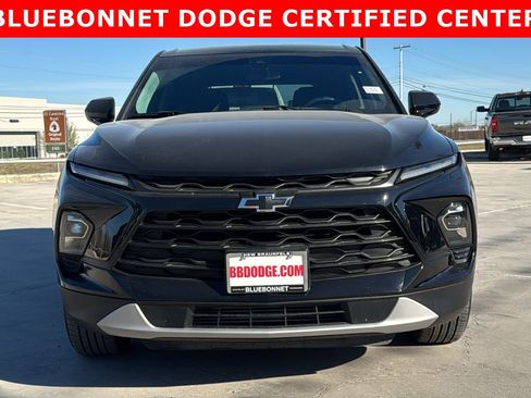 Used 2025 Chevrolet Blazer LT w/ Driver Confidence Package image 2