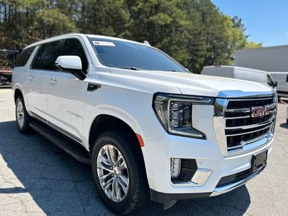 Used 2021 GMC Yukon XL SLT w/ SLT Luxury Package