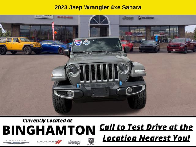 Used 2023 Jeep Wrangler Unlimited Sahara w/ Dual Top Group AWD/4WD image 3