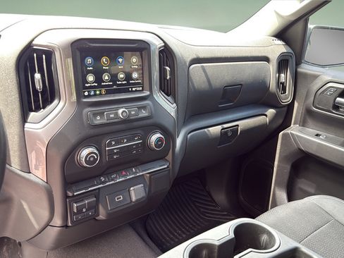 Used 2019 Chevrolet Silverado 1500 Custom Trail Boss w/ Custom Convenience Package AWD/4WD image 21