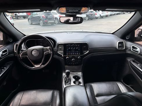 Used 2020 Jeep Grand Cherokee Limited w/ Premium Lighting Group image 17