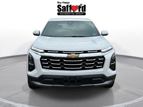 Used 2026 Chevrolet Equinox LT w/ Convenience Package II AWD/4WD image 8