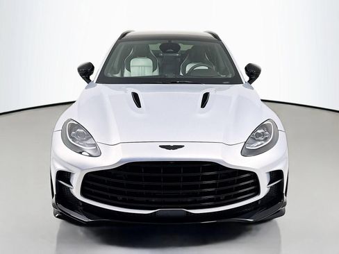 Used 2026 Aston Martin DBX 707 AWD/4WD image 2