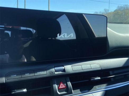 New 2025 Kia K4 EX image 15