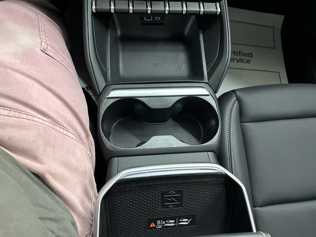 New 2027 GMC Terrain Elevation w/ Elevation Premium Package AWD/4WD image 45