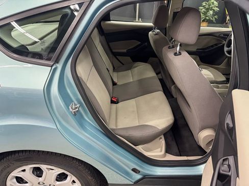 Used 2012 Ford Focus SE image 17