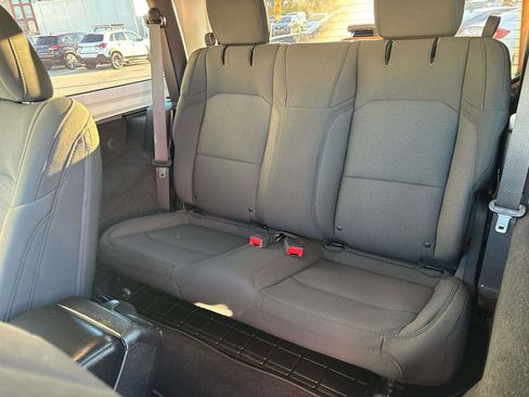 Used 2021 Jeep Wrangler Willys image 9