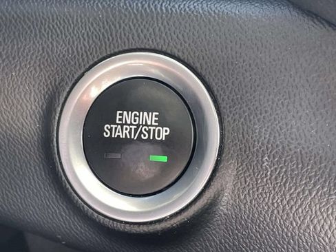 Used 2023 GMC Terrain SLT w/ Tech Package AWD/4WD image 23