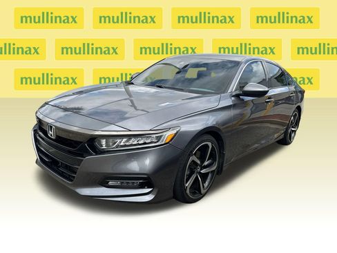 Used 2018 Honda Accord Sport image 4