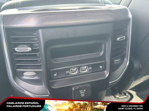 Used 2025 RAM 1500 Laramie AWD/4WD image 29