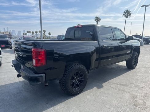Used 2018 Chevrolet Silverado 1500 LTZ Z71 w/ LTZ Plus Package image 4