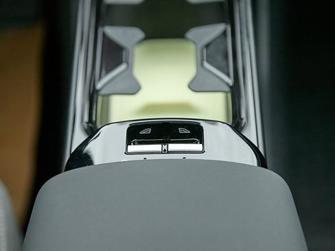 New 2026 Volvo EX30 Ultra image 25