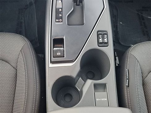 Used 2024 Subaru Crosstrek 2.0i Premium image 22