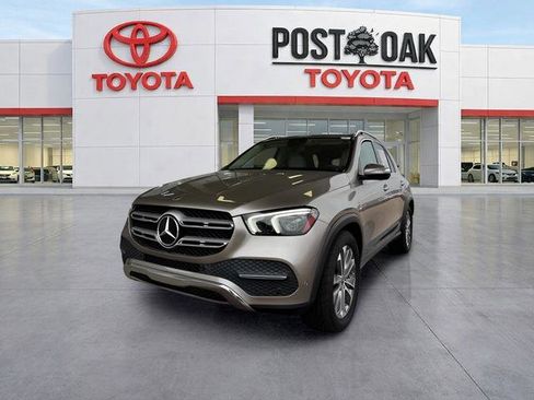 Used 2021 Mercedes-Benz GLE 350 w/ Premium Package image 4