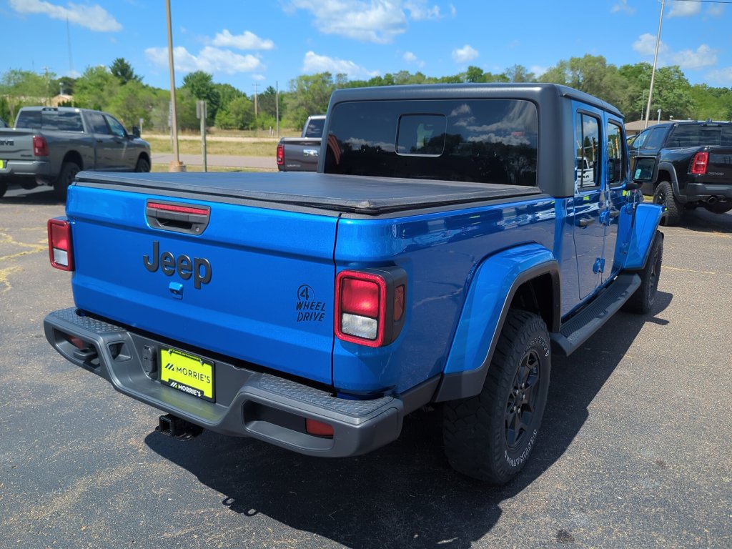 Used 2021 Jeep Gladiator Sport AWD/4WD image 6