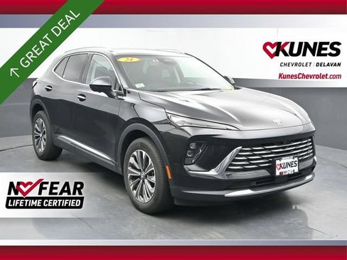 Used 2024 Buick Envision Preferred AWD/4WD image 1