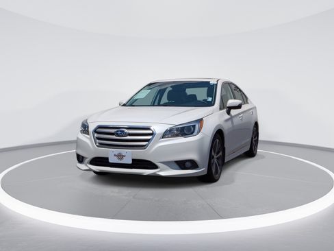 Used 2016 Subaru Legacy 3.6R Limited AWD/4WD image 3