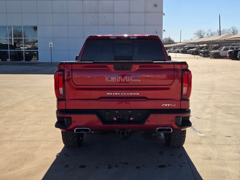 Certified 2024 GMC Sierra 1500 AT4 w/ Technology Package image 4