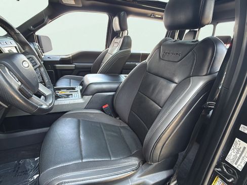 Used 2019 Ford F150 Raptor w/ Equipment Group 802A Luxury AWD/4WD image 13