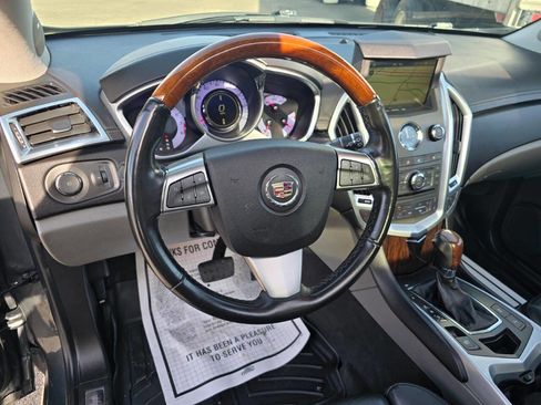 Used 2010 Cadillac SRX Premium image 22