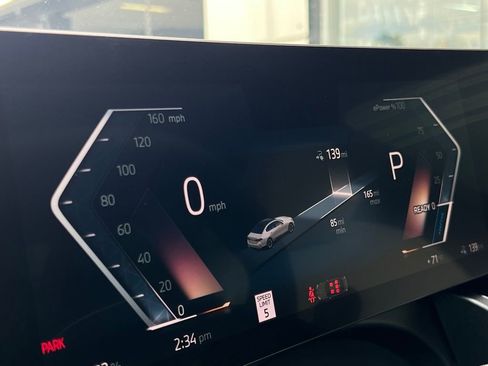 Used 2024 BMW i5 eDrive40i w/ Convenience Package image 48