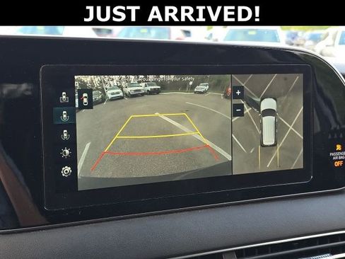 Used 2021 Hyundai Palisade Limited w/ Winter Package image 29