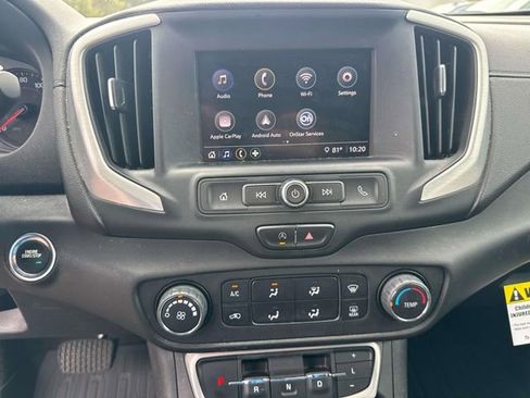 Used 2022 GMC Terrain SLE w/ Elevation Edition image 30