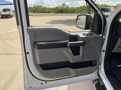 Used 2020 Ford F150 XLT w/ Equipment Group 302A Luxury RWD image 7