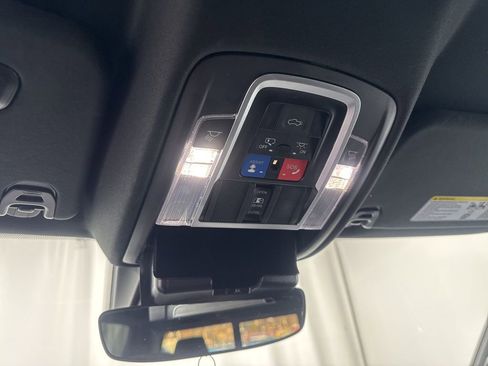 Used 2023 RAM 1500 Laramie image 14