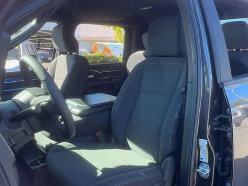Used 2026 RAM 2500 Big Horn AWD/4WD image 11