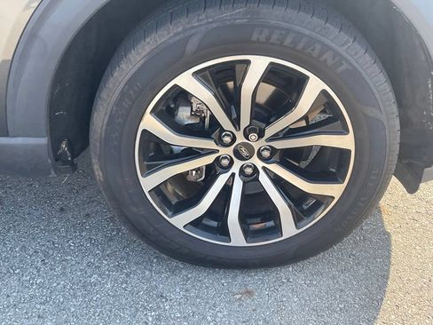 Used 2020 Ford Explorer ST AWD/4WD image 32