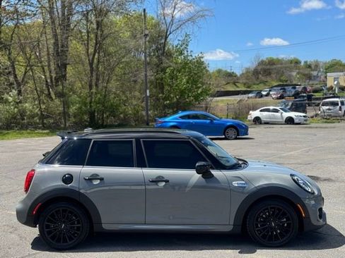 Used 2020 MINI Cooper S FWD image 4