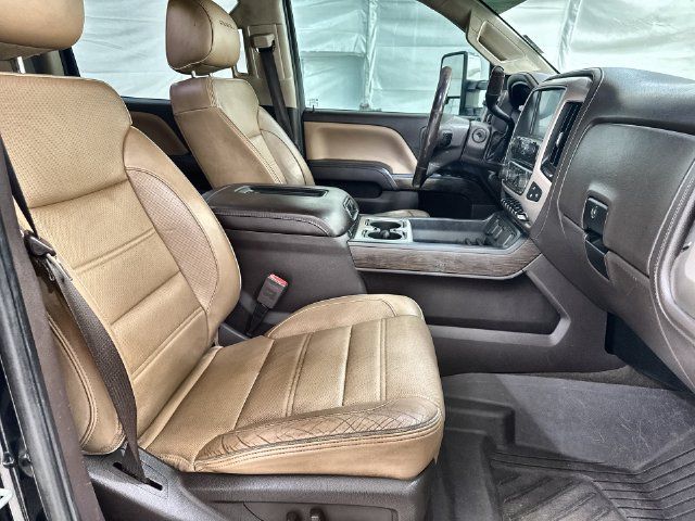 Used 2017 GMC Sierra 2500 Denali w/ Duramax Plus Package AWD/4WD image 25