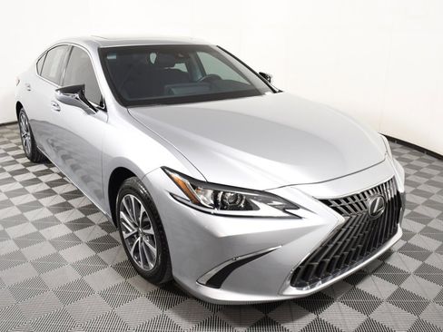Used 2023 Lexus ES 350 w/ Premium Package image 9