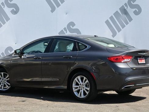 Used 2015 Chrysler 200 Limited w/ Convenience Group FWD image 7