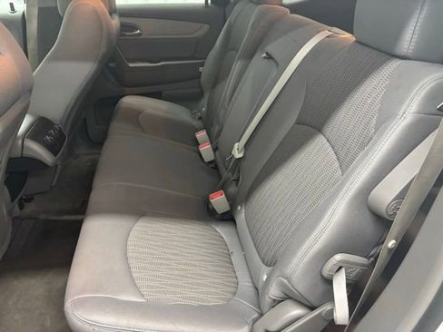 Used 2017 Chevrolet Traverse LS image 9