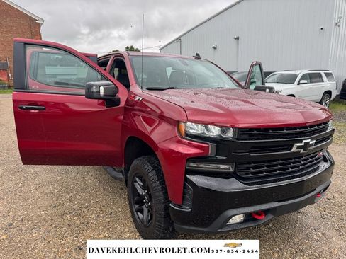 Used 2019 Chevrolet Silverado 1500 LT Trail Boss AWD/4WD image 40