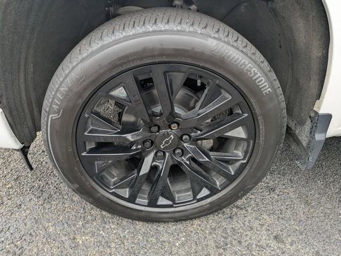 Used 2024 Chevrolet Silverado 1500 High Country w/ High Country Premium Package image 30