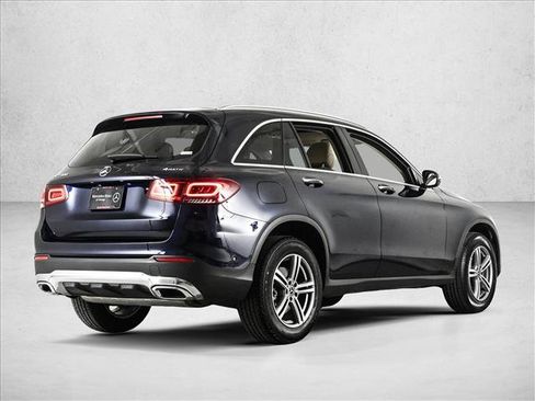 Used 2022 Mercedes-Benz GLC 300 4MATIC image 5
