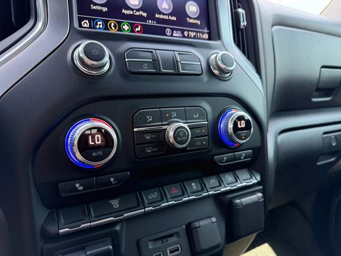 Used 2020 GMC Sierra 2500 SLE w/ SLE Value Package; image 16