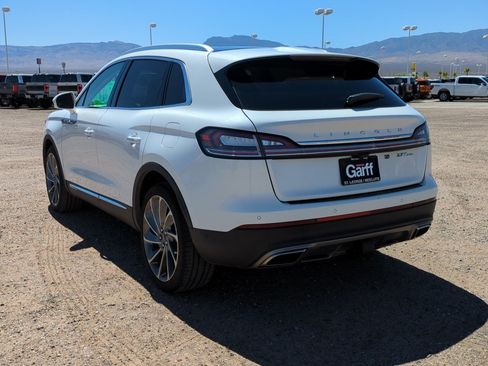 Used 2020 Lincoln Nautilus Reserve w/ Equipment Group 202A AWD/4WD image 5