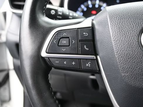 Used 2022 Toyota Highlander Limited AWD/4WD image 23