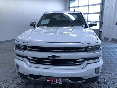 Used 2016 Chevrolet Silverado 1500 LTZ Z71 w/ LTZ Plus Package AWD/4WD image 9